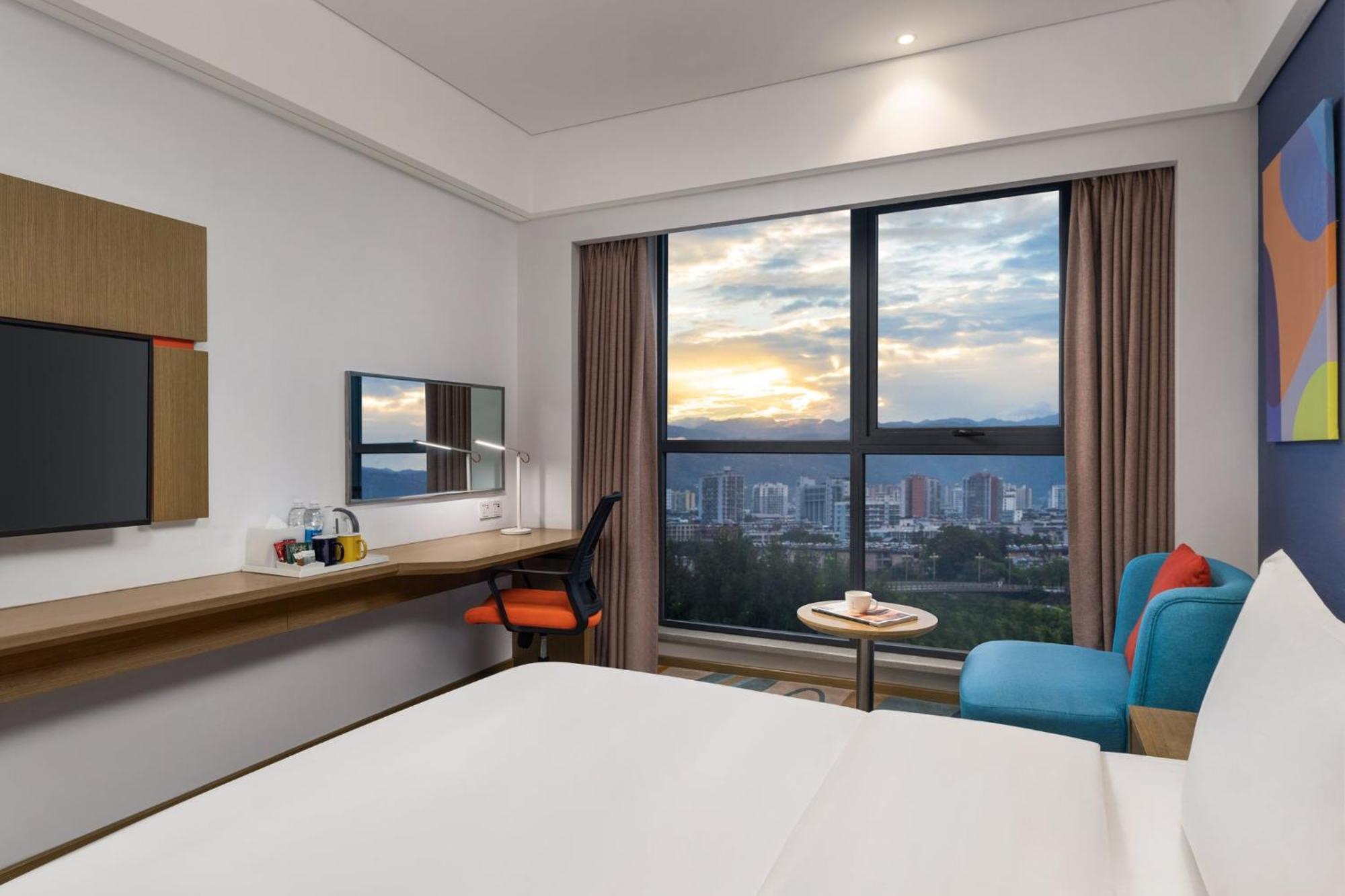 Holiday Inn Express - Xichang City Center By Ihg Dış mekan fotoğraf