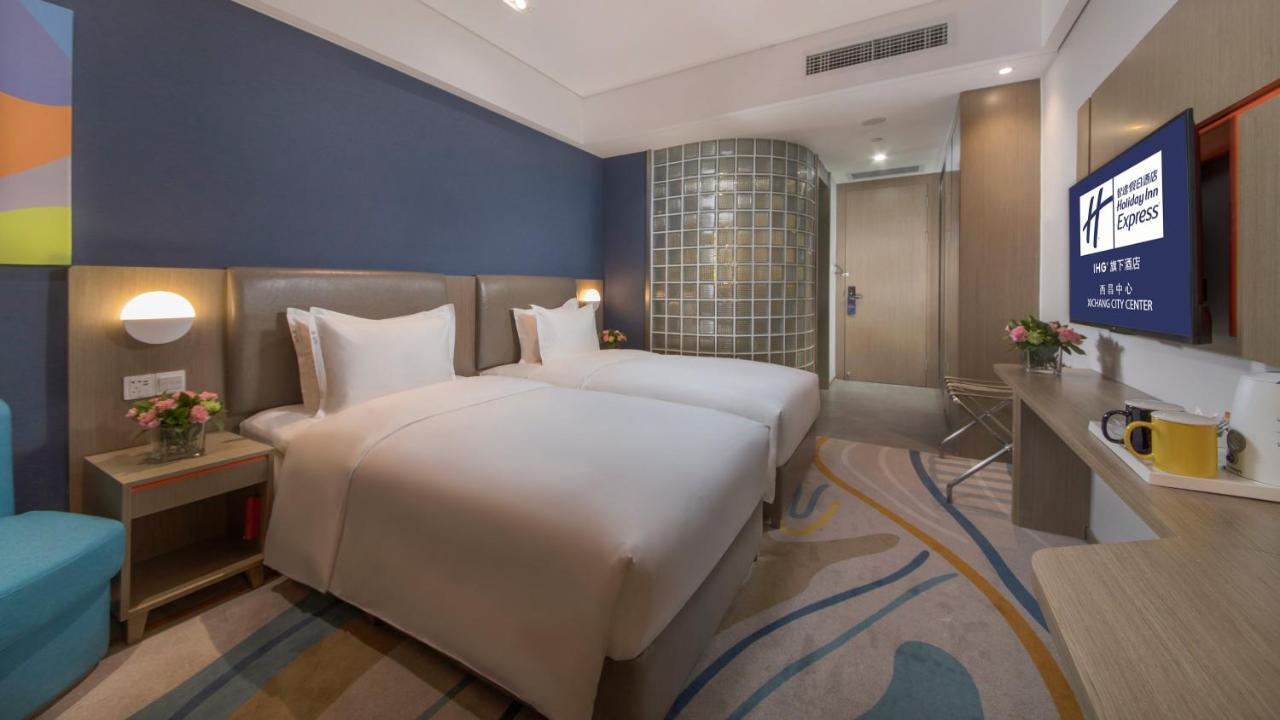 Holiday Inn Express - Xichang City Center By Ihg Dış mekan fotoğraf